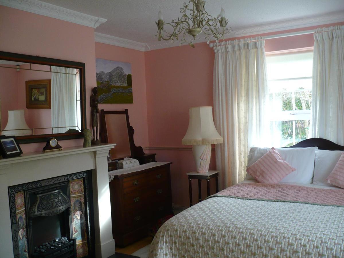 Tyreda Bed & Breakfast Ennis Exterior photo